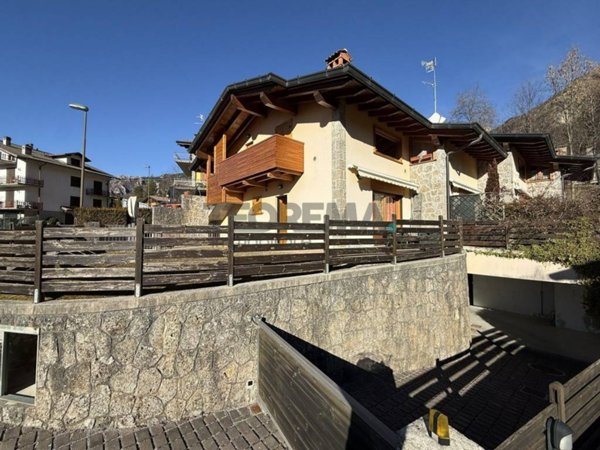 appartamento in vendita a Castione della Presolana