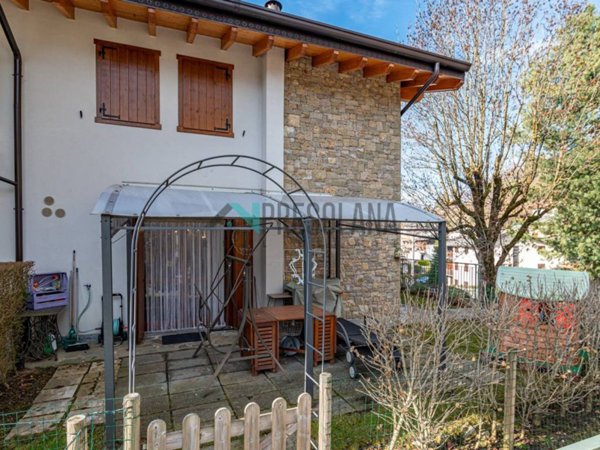 appartamento in vendita a Castione della Presolana