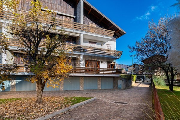 appartamento in vendita a Castione della Presolana