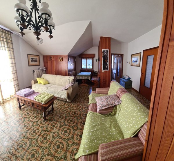 appartamento in vendita a Castione della Presolana