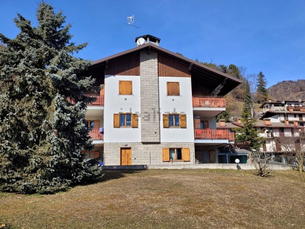 appartamento in vendita a Castione della Presolana