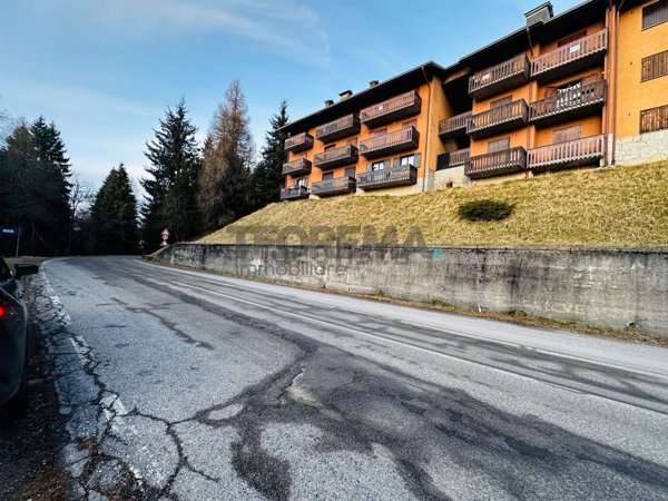 appartamento in vendita a Castione della Presolana