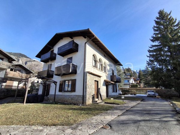 appartamento in vendita a Castione della Presolana