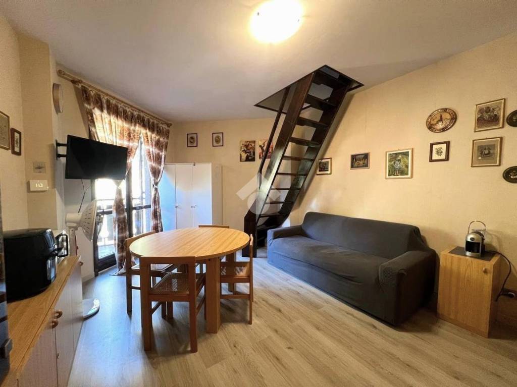 appartamento in vendita a Castione della Presolana