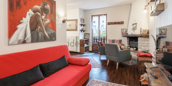 casa indipendente in vendita a Castione della Presolana