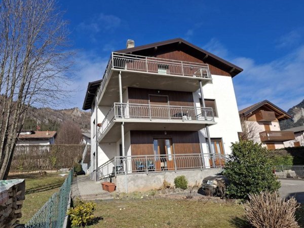 appartamento in vendita a Castione della Presolana