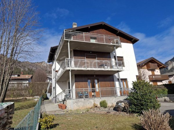 appartamento in vendita a Castione della Presolana