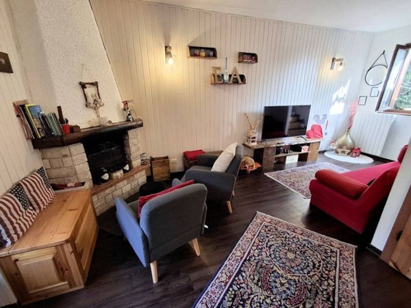 casa indipendente in vendita a Castione della Presolana