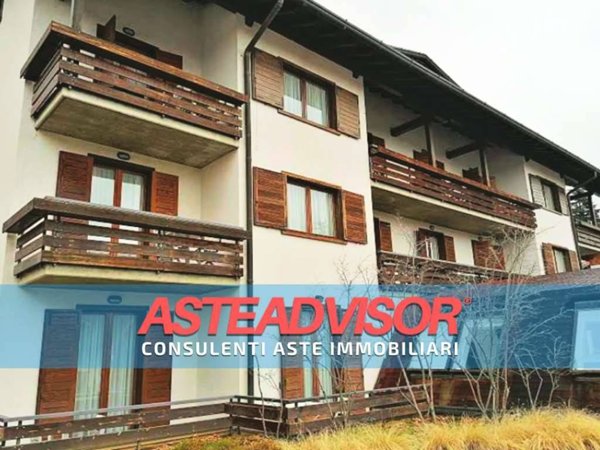 negozio in vendita a Castione della Presolana