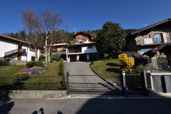 appartamento in vendita a Castione della Presolana