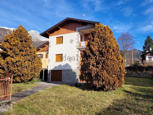 appartamento in vendita a Castione della Presolana