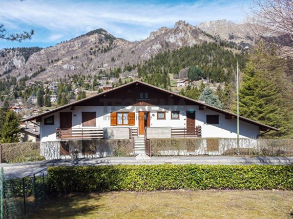 appartamento in vendita a Castione della Presolana