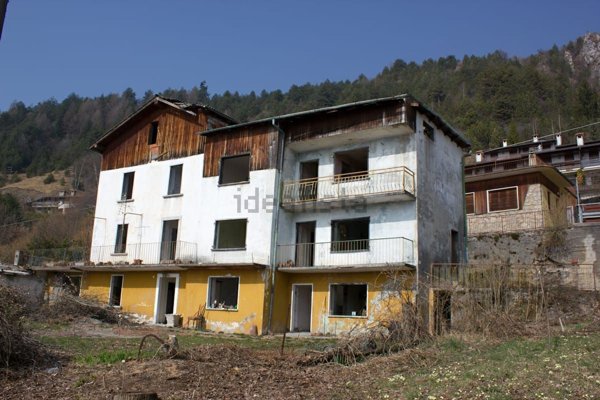 casa indipendente in vendita a Castione della Presolana