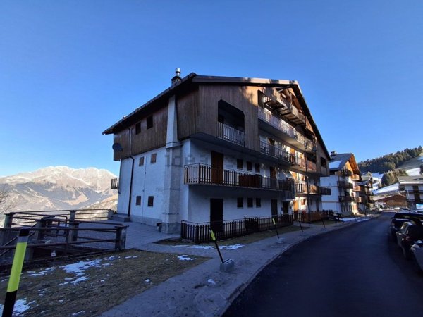 appartamento in vendita a Castione della Presolana