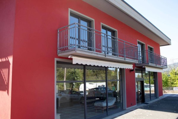 locale commerciale in vendita a Castione della Presolana