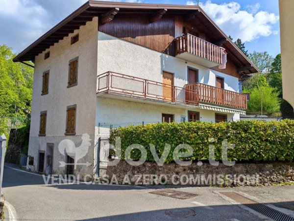 casa indipendente in vendita a Castione della Presolana