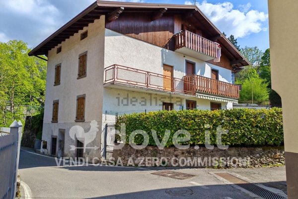 casa indipendente in vendita a Castione della Presolana