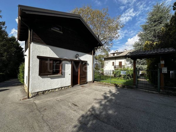 casa indipendente in vendita a Castione della Presolana