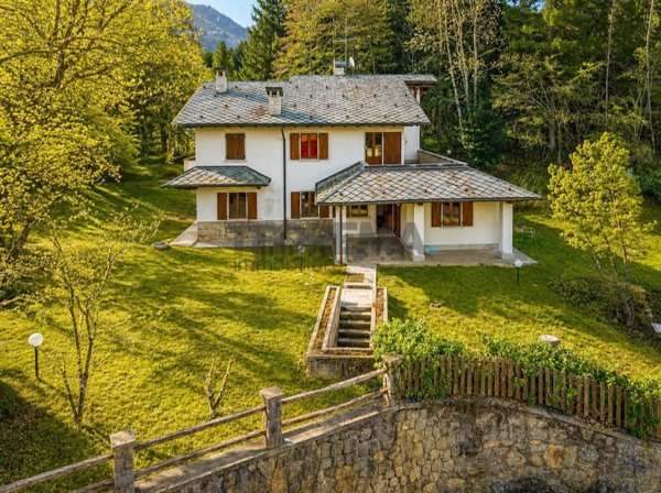 appartamento in vendita a Castione della Presolana