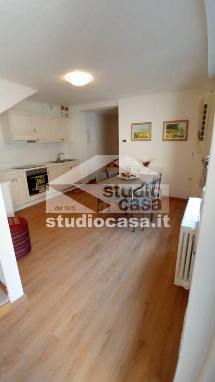 casa indipendente in vendita a Castione della Presolana