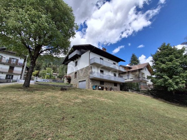 casa indipendente in vendita a Castione della Presolana