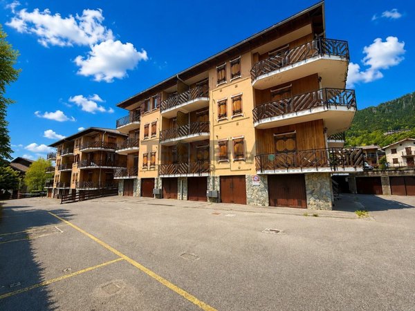 appartamento in vendita a Castione della Presolana