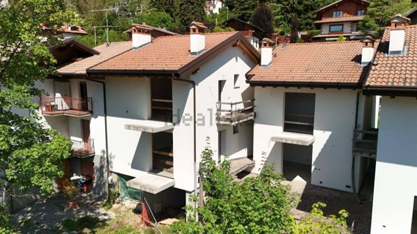 appartamento in vendita a Castione della Presolana