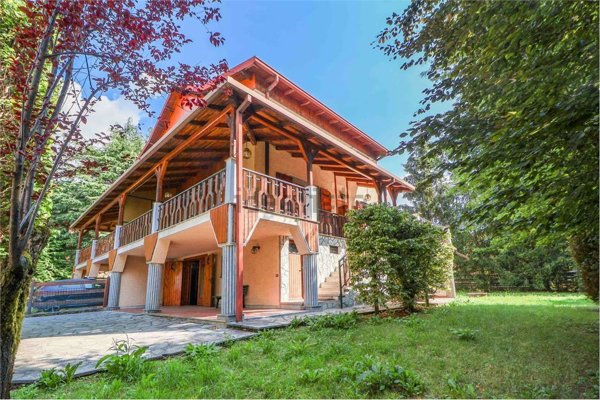 casa indipendente in vendita a Castione della Presolana