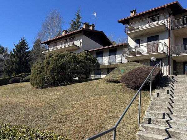 casa indipendente in vendita a Castione della Presolana