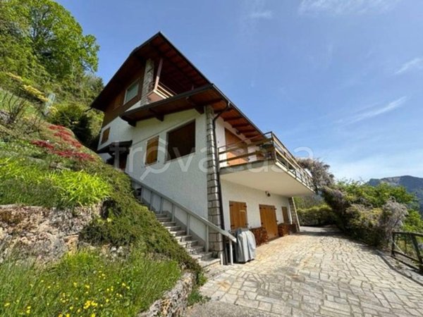 casa indipendente in vendita a Castione della Presolana
