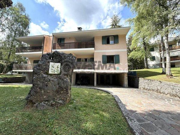 appartamento in vendita a Castione della Presolana