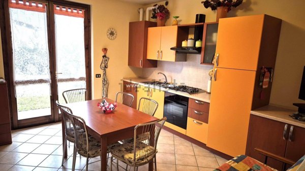 appartamento in vendita a Castro(BG)