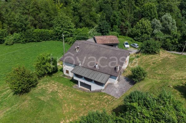 appartamento in vendita a Castro(BG)