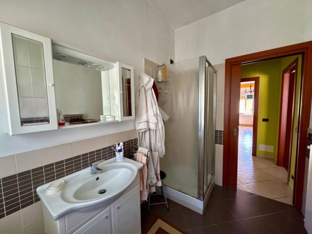 appartamento in vendita a Castro(BG)