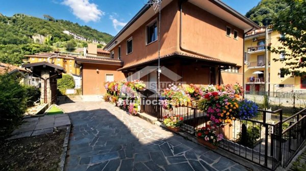 appartamento in vendita a Castro(BG)