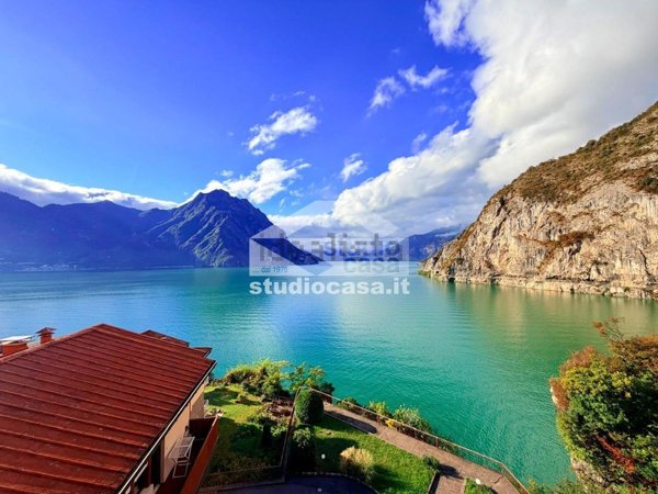 appartamento in vendita a Castro(BG)