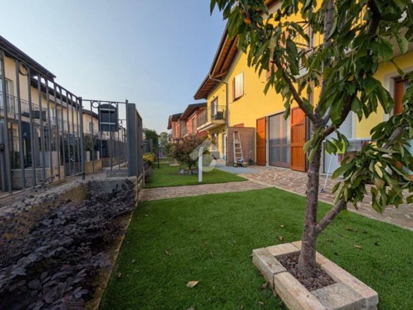 appartamento in vendita a Cavernago