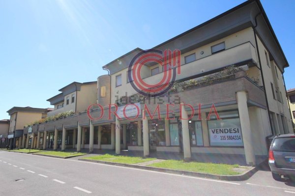 locale di sgombero in vendita a Cavernago