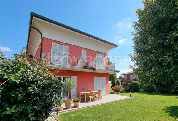 casa indipendente in vendita a Cavernago
