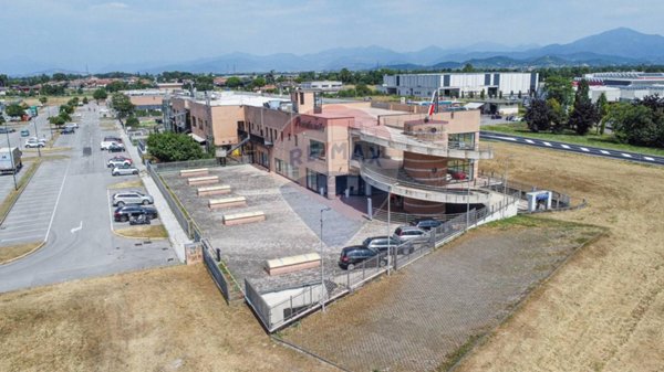 capannone in vendita a Cavernago