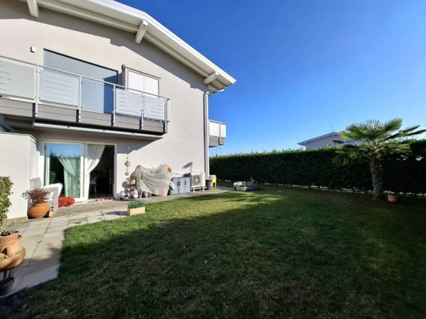 appartamento in vendita a Cavernago