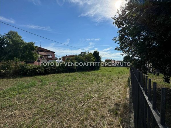 terreno edificabile in vendita a Cavernago