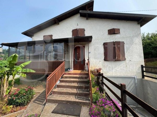 casa indipendente in vendita a Cazzano Sant'Andrea