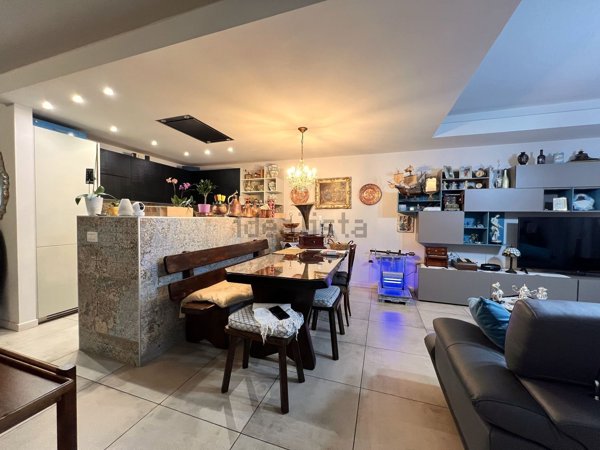 casa indipendente in vendita a Cazzano Sant'Andrea