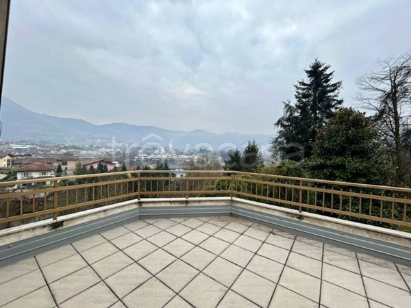 appartamento in vendita a Cazzano Sant'Andrea