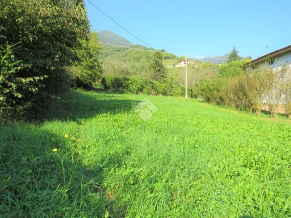 terreno edificabile in vendita a Cenate Sopra