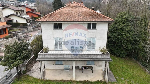 casa indipendente in vendita a Cenate Sopra