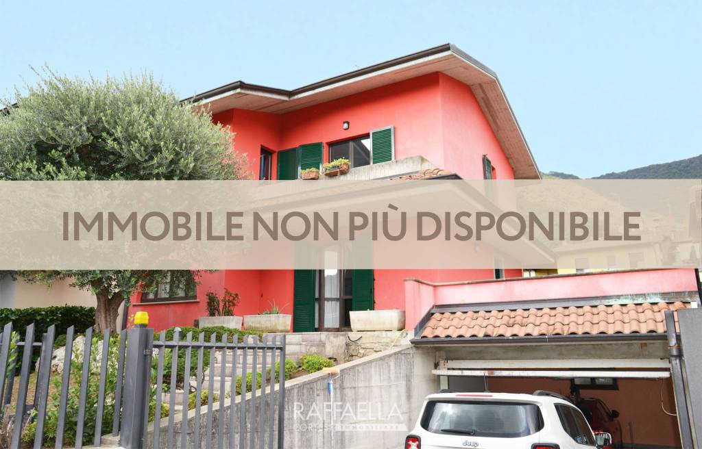 casa indipendente in vendita a Cenate Sopra in zona Sant'Ambrogio