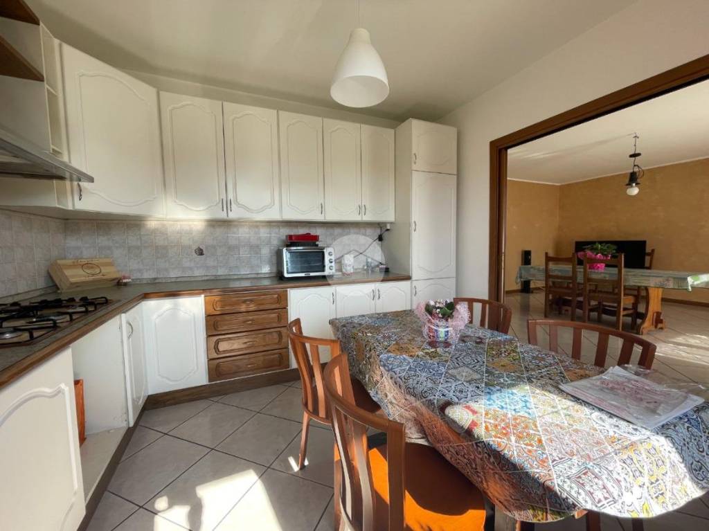 appartamento in vendita a Cenate Sopra