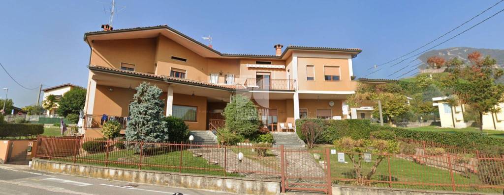 appartamento in vendita a Cenate Sopra